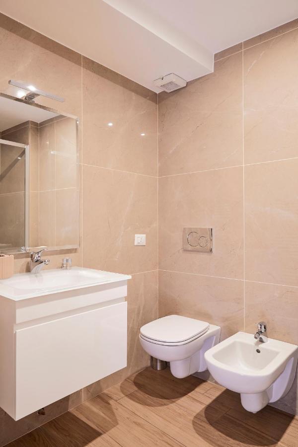 Prestige Boutique Homes - Duomo 2 米兰 外观 照片